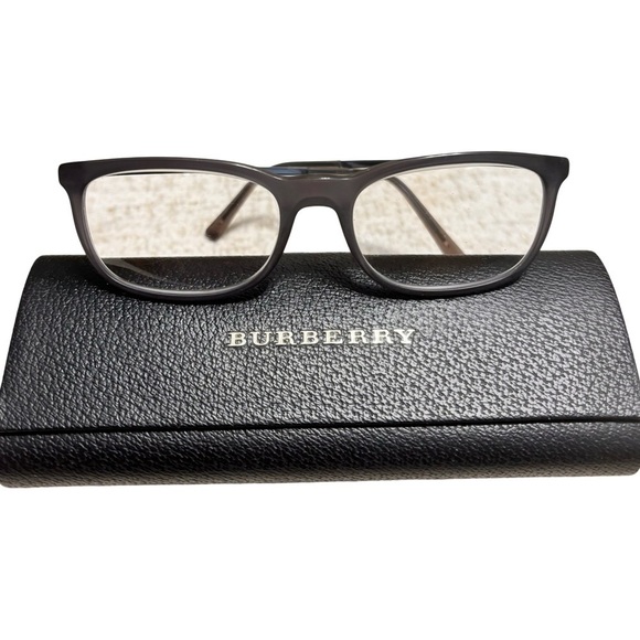 Burberry frames with origami case - Picture 1 of 8